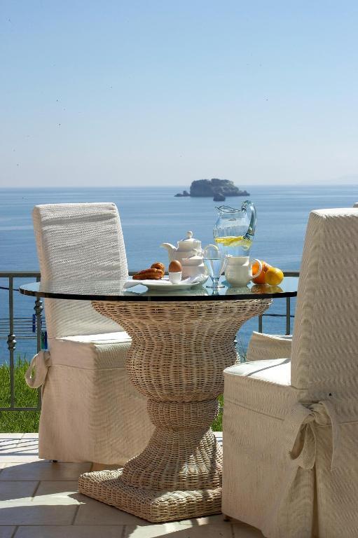 The Seasons Villas Mousata Zimmer foto